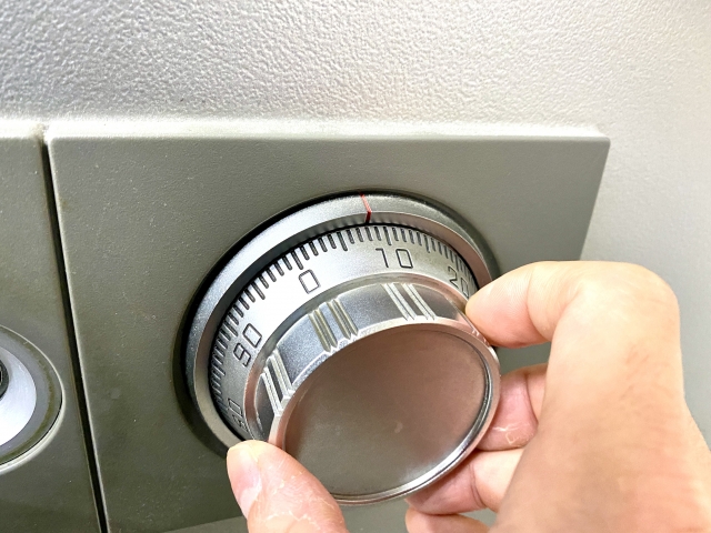 ダイヤルを回す